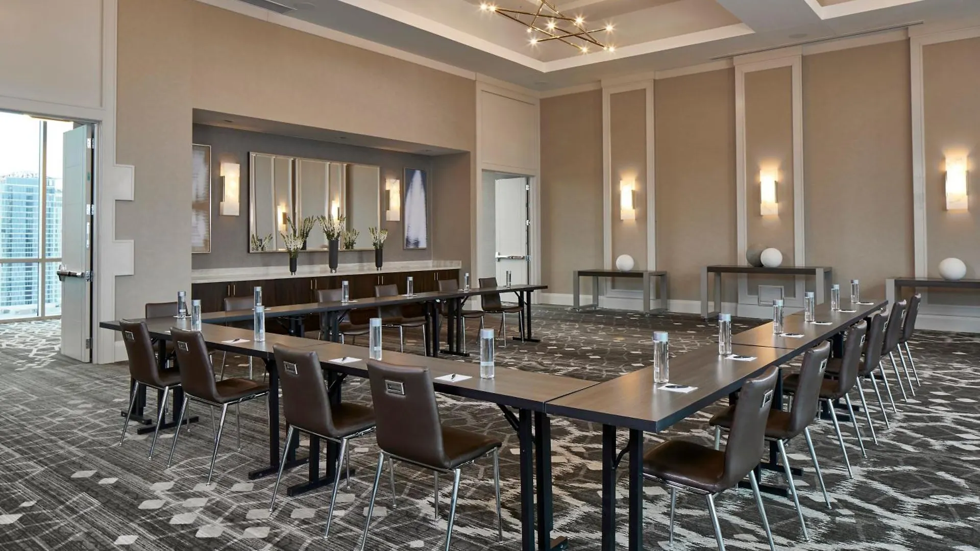 ****  Ac Hotel Nashville Downtown Estados Unidos